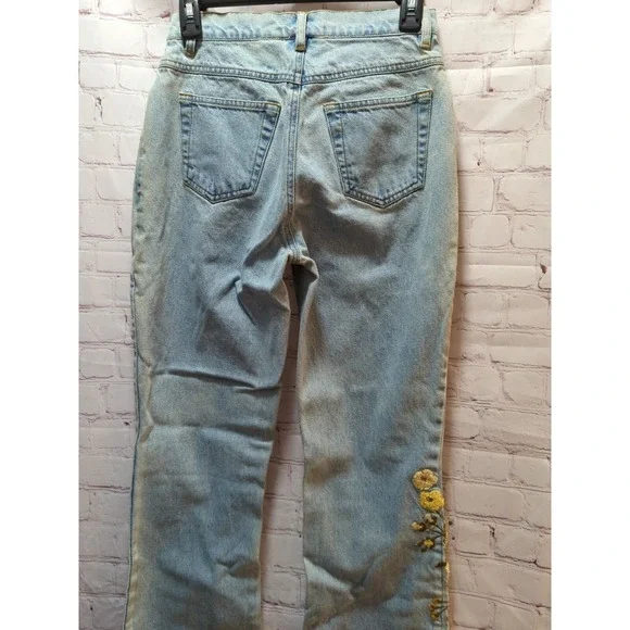 Newport News Jeanology yellow stitched flowers Sz 6 fits 2 3 4 flare Jeans - Picture 8 of 9